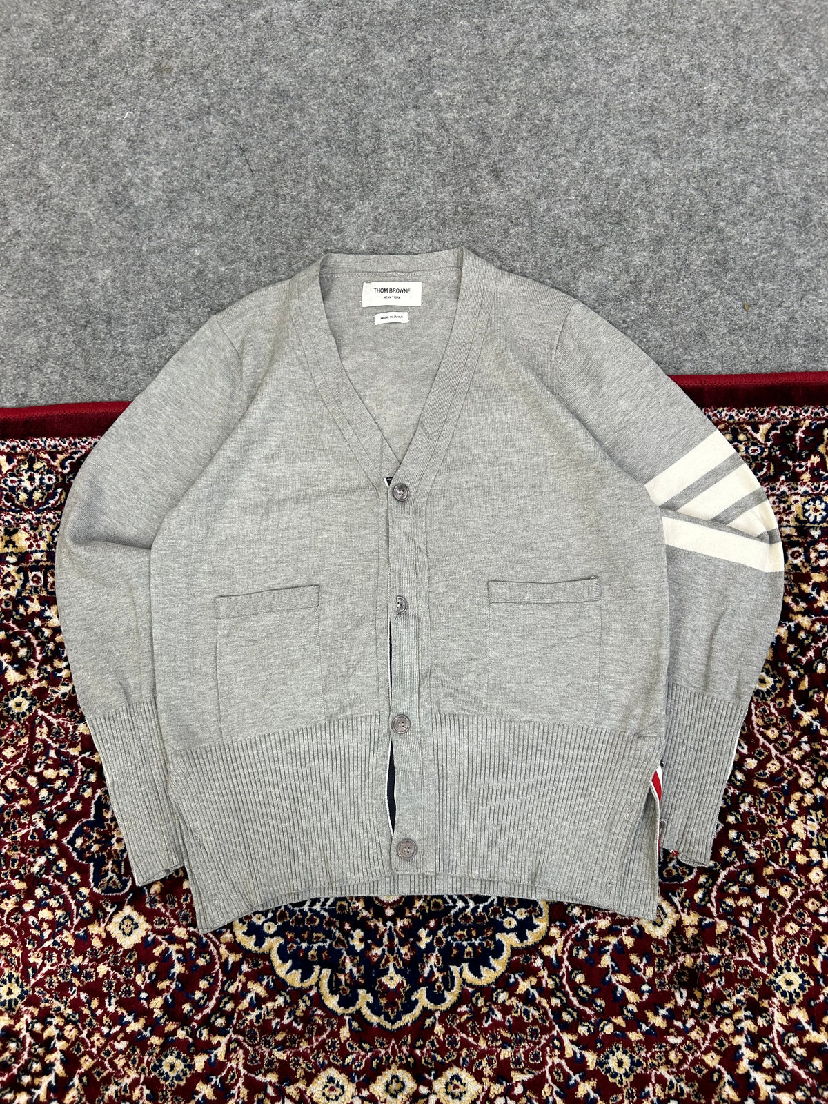 THOM BROWNE CARDIGAN (M)